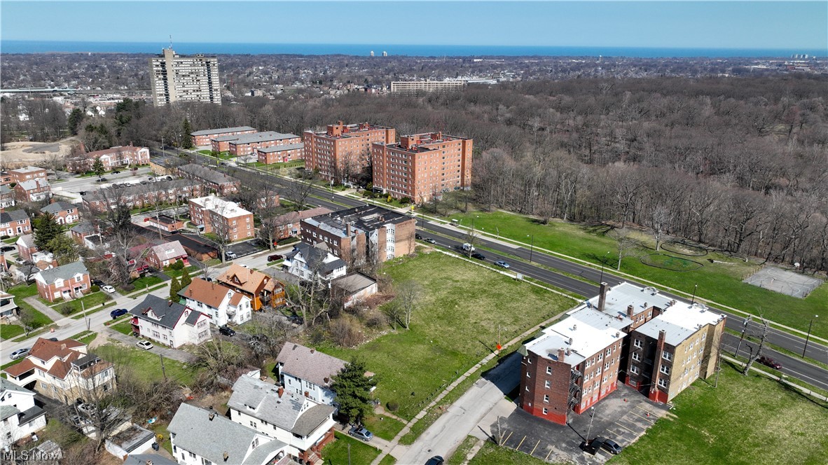 14060 Superior Road Cleveland, OH 44118 - Photo 7 of 14 Aerial view