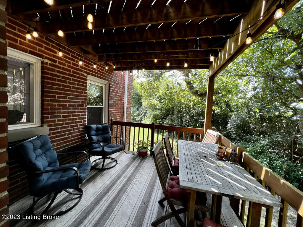 430 Sprite Road, Unit 5 Louisville, KY 40207 - Photo 10 of 11 48A5C59E-AEF9-4873-AF5F-E1BB8A18254B_1_1