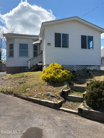 $250,000 | 418 Eleventh Street, Schenectady, NY 12306