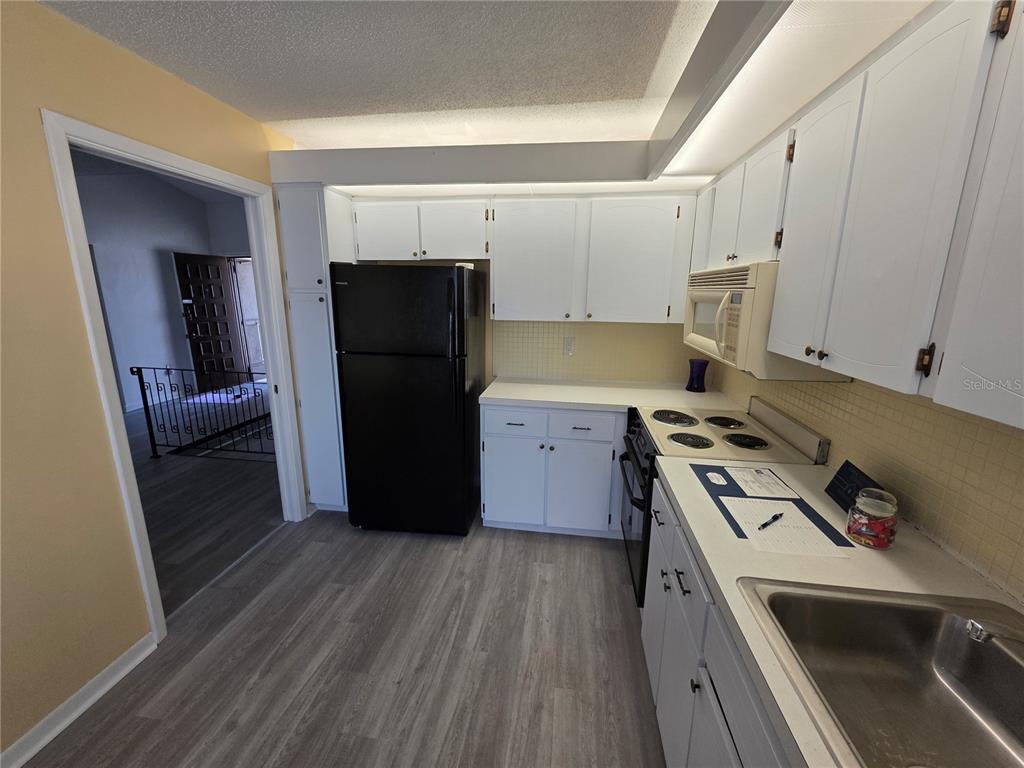 2207 Belleair Road, Unit B22 Clearwater, FL 33764 - Photo 6 of 21