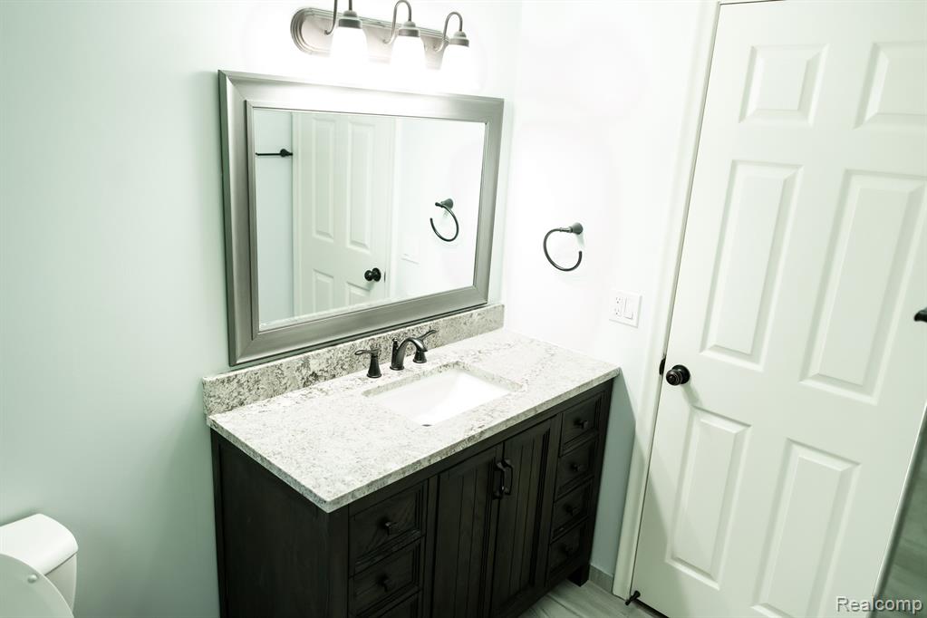 749 Spartan Drive Rochester Hills, MI 48309 - Photo 29 of 49