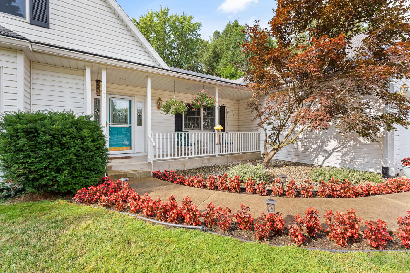501 Tulip Lane Three Rivers, MI 49093 - Photo 3 of 41 KW-Tulip_Ln_501-34