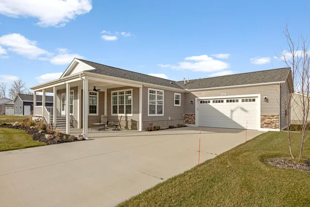 $325,000 | 5221 Hollow Lane, Holland, MI 49423