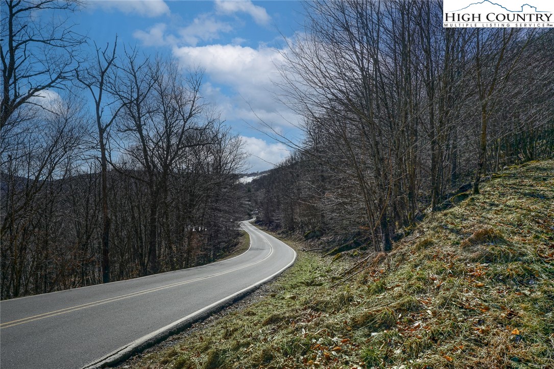 Village Road Beech Mountain, NC 28604 - Photo 7 of 20 Gallery Image 7