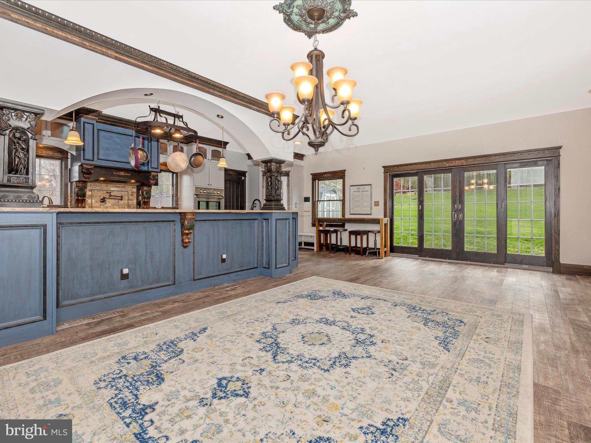 11505 Pleasant Valley Road Smithsburg, MD 21783 - Photo 13 of 69 Spacious dining area