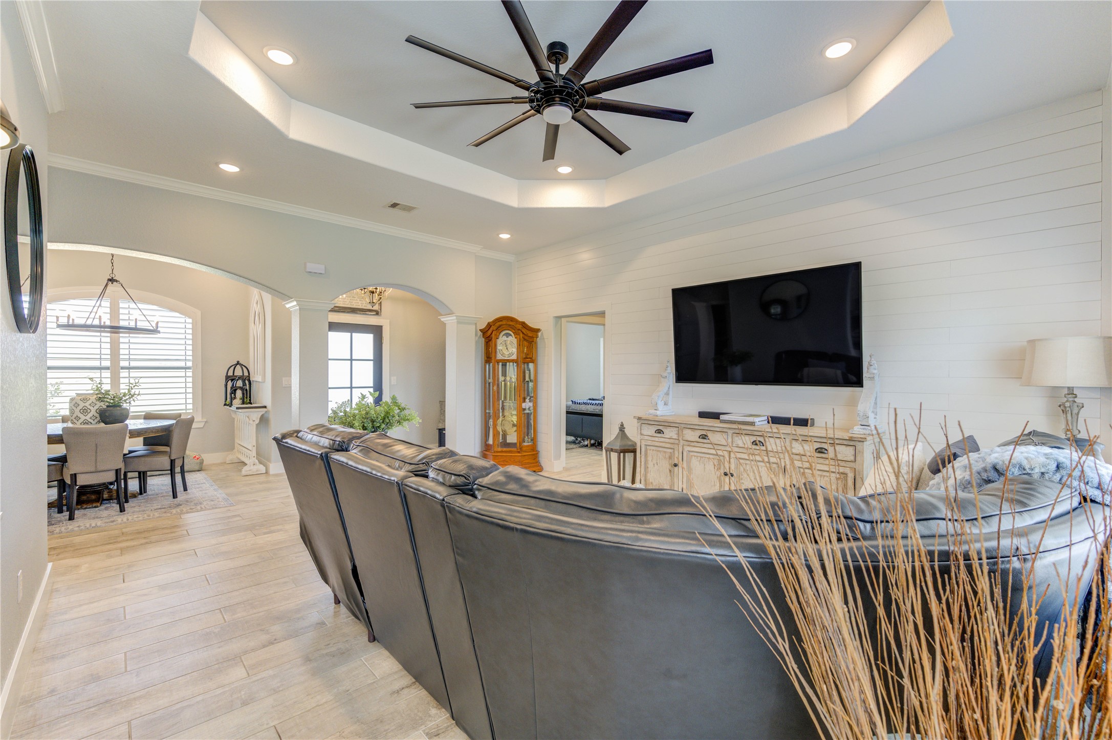 931 Angus Trail Angleton, TX 77515 - Photo 16 of 47