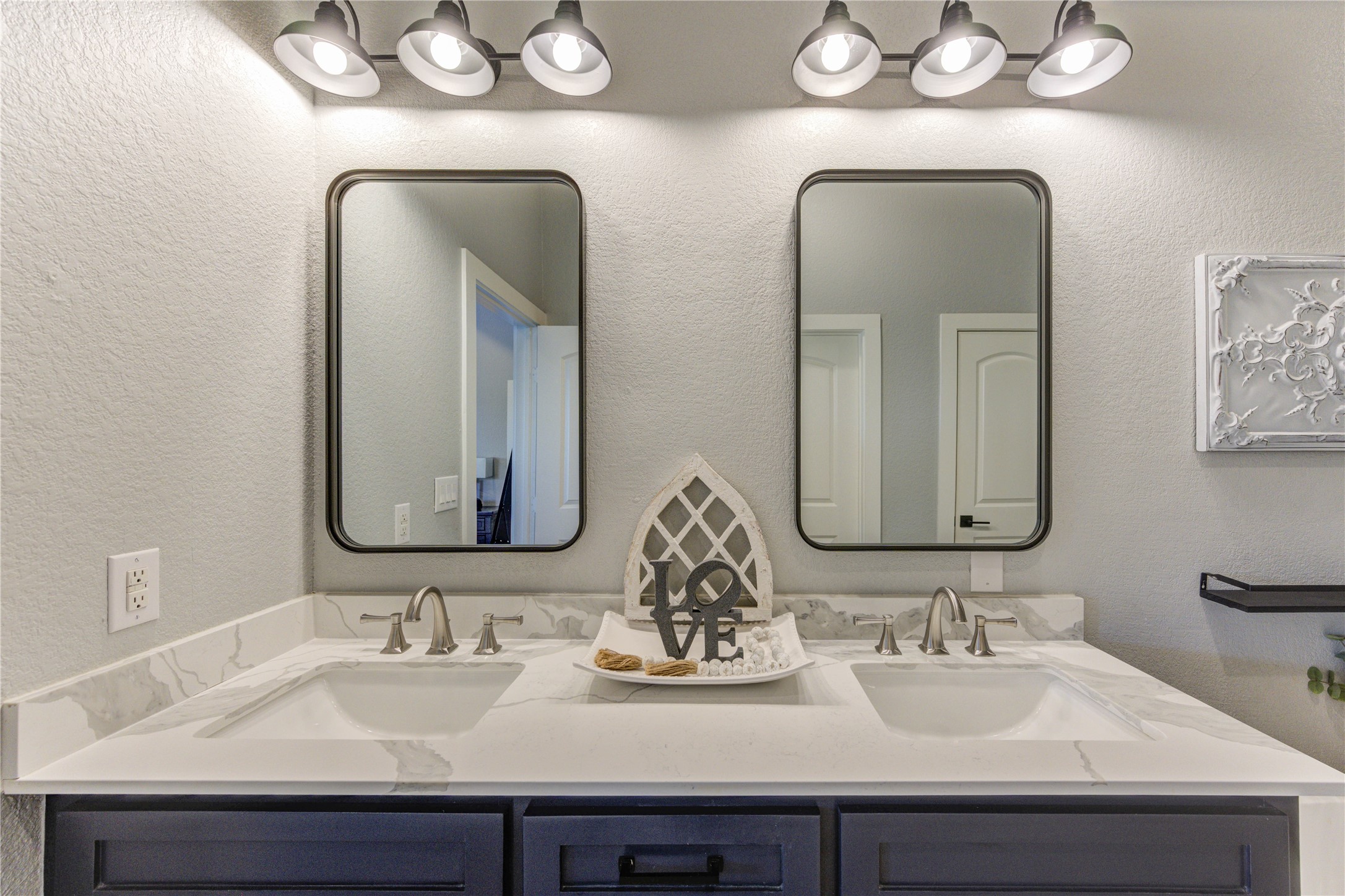 931 Angus Trail Angleton, TX 77515 - Photo 38 of 47