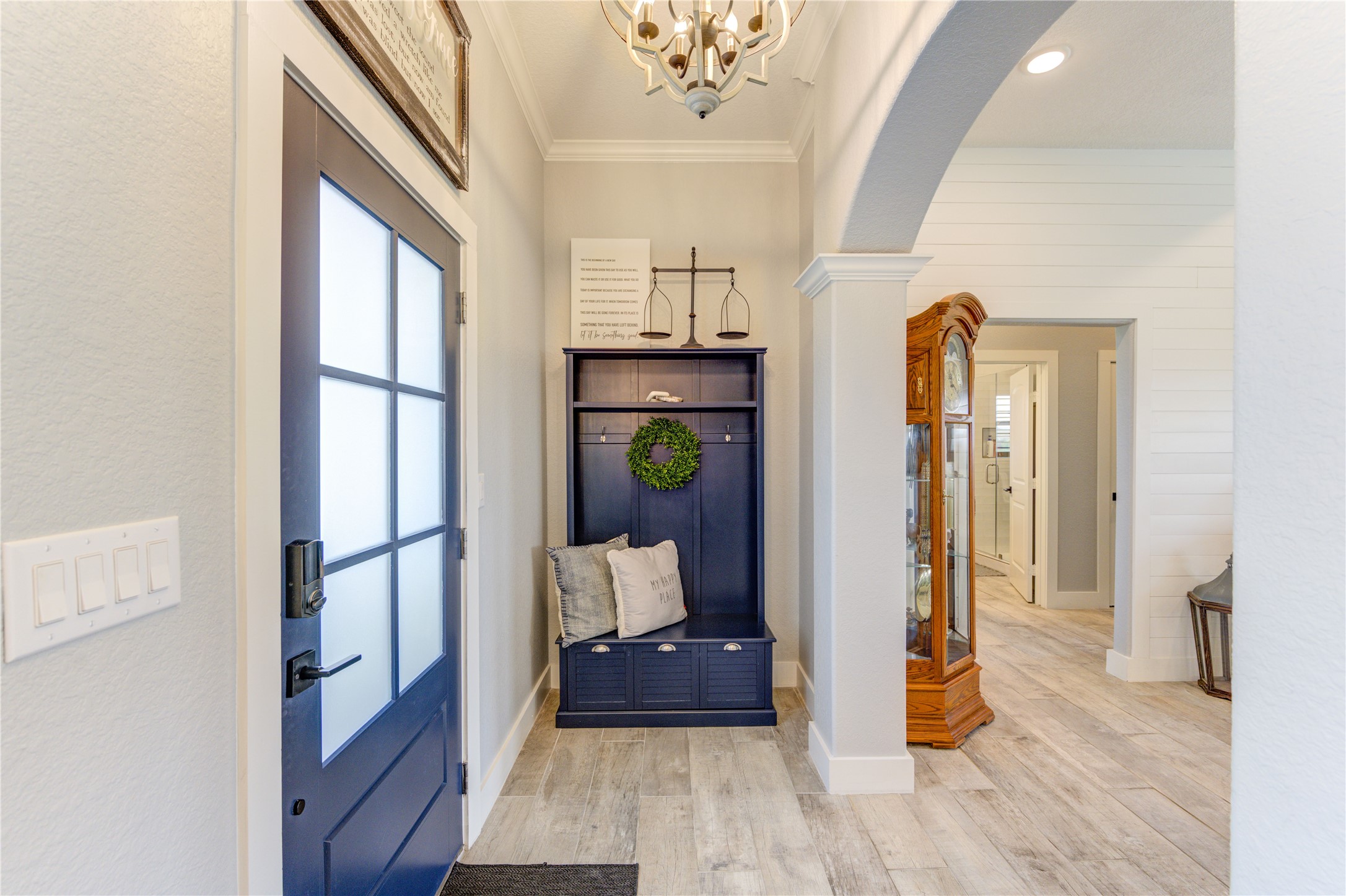 931 Angus Trail Angleton, TX 77515 - Photo 6 of 47