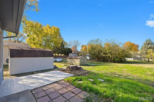 $132,000 | 229 Bender Avenue, East Alton, IL 62024