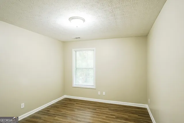 $1,755 | 6670 South Avenue, Union City, GA 30291