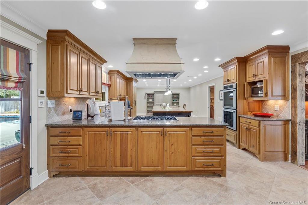 3165 Vincent Road Lake Charles, LA 70605 - Photo 6 of 62 Gallery Image 6