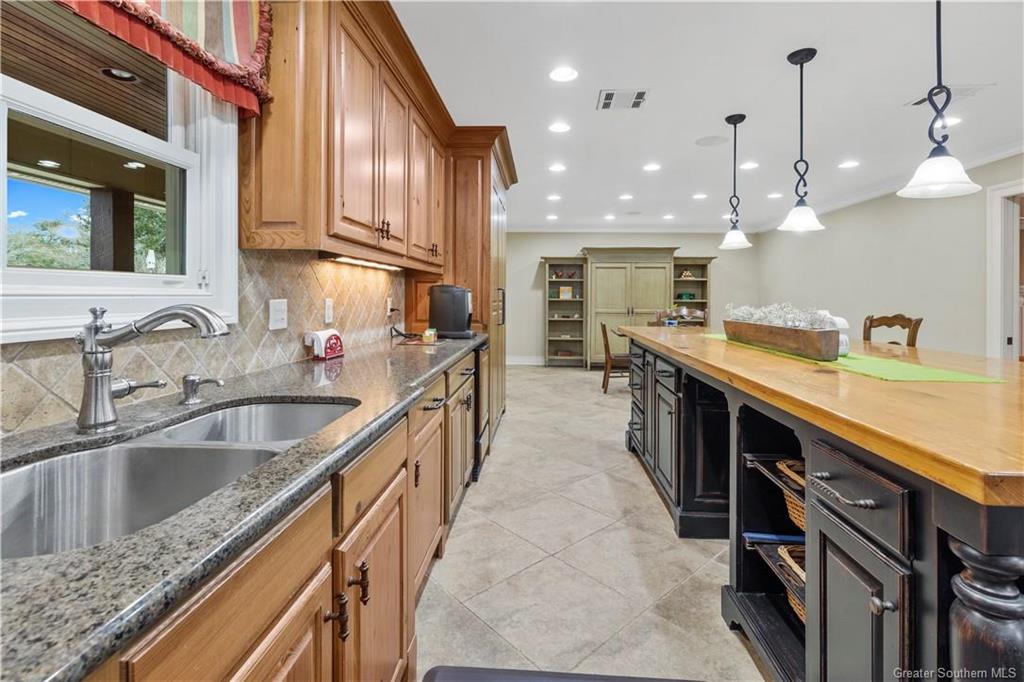 3165 Vincent Road Lake Charles, LA 70605 - Photo 10 of 62 Gallery Image 10