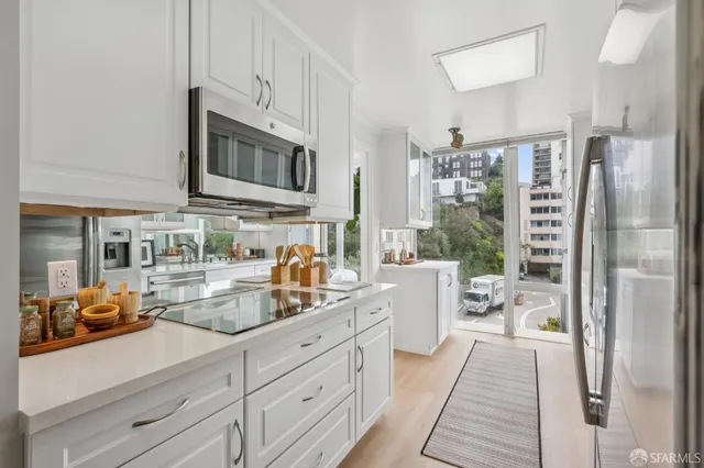 $2,098,000 | 1750 Taylor Street, Unit 202, San Francisco, CA 94133