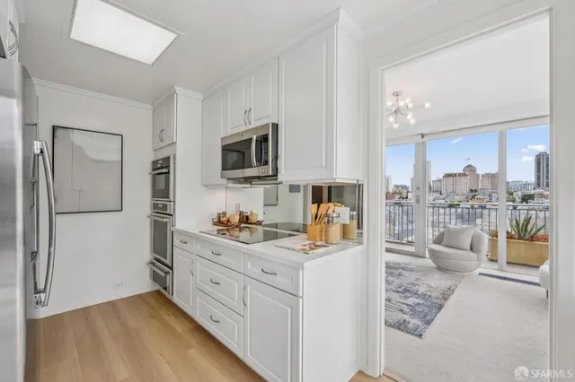 $2,098,000 | 1750 Taylor Street, Unit 202, San Francisco, CA 94133