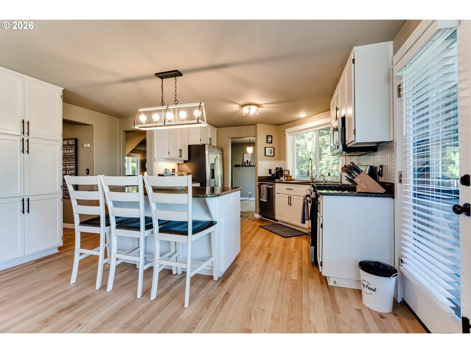 798 Prescott Lane Springfield, OR 97477 - Photo 10 of 45 Gallery Image 10