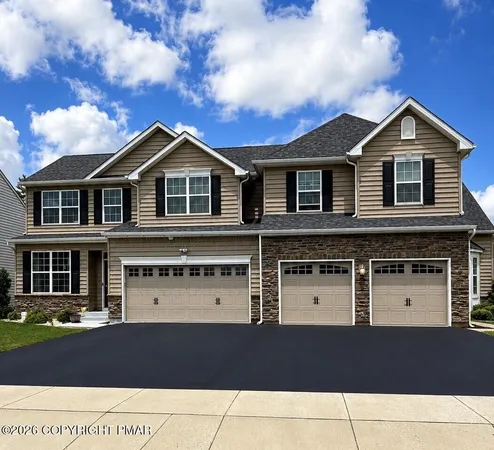 $480,000 | 973 Spring White Drive, Breinigsville, PA 18031