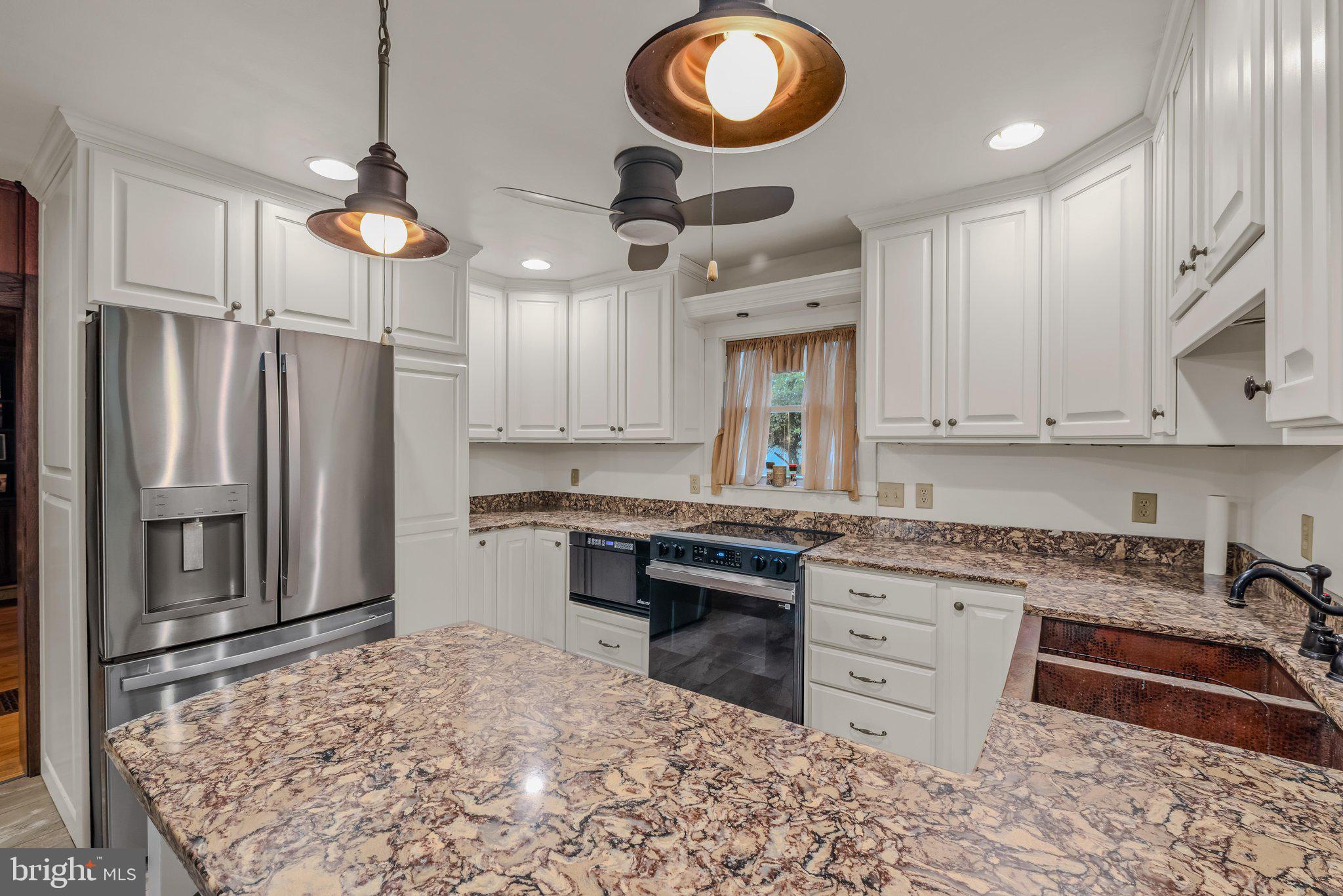 160 Main Street Ridgeley, WV 26753 - Photo 14 of 68 Kitchen