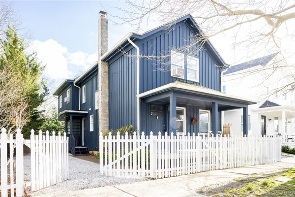 $1,095,000 | 217 Center Street, Greenport, NY 11944