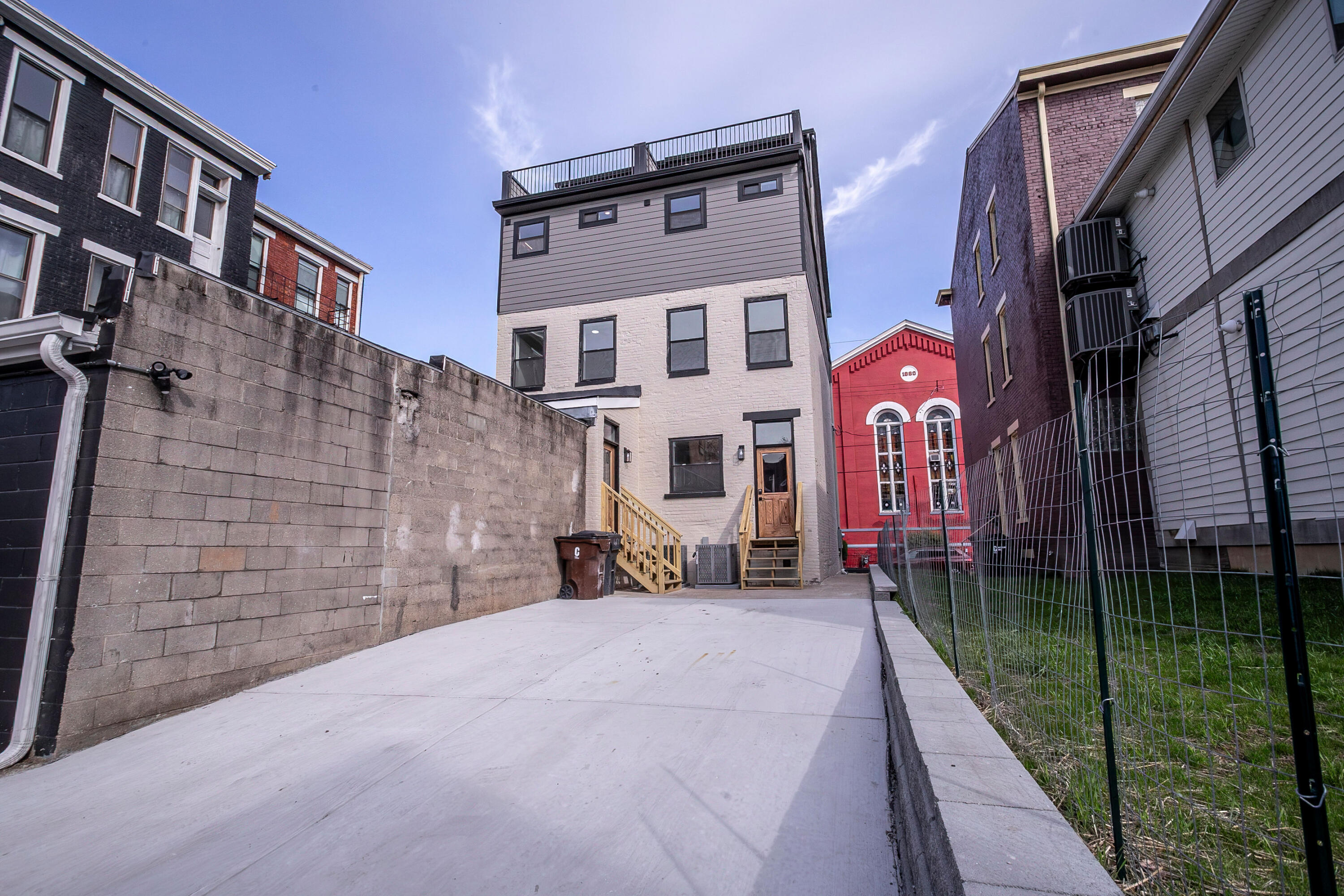 11 East 9th Street Covington, KY 41011 - Photo 6 of 44