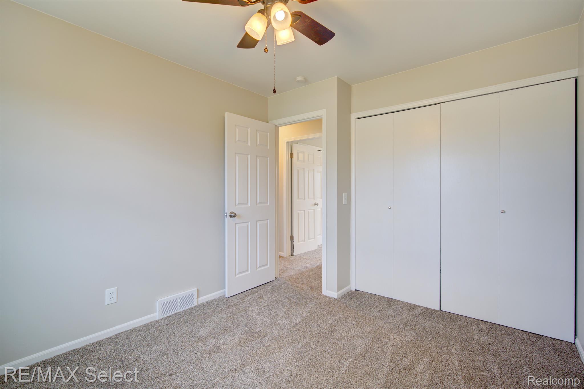 8199 Carpenter Road Flushing, MI 48433 - Photo 13 of 34 Gallery Image 13
