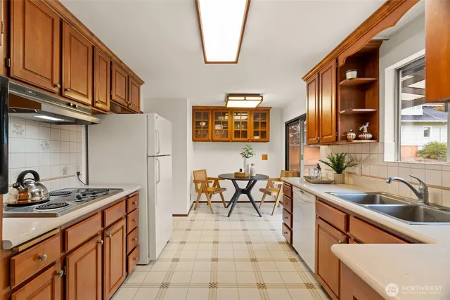 $1,089,000 | 22039 98th Place West, Edmonds, WA 98020