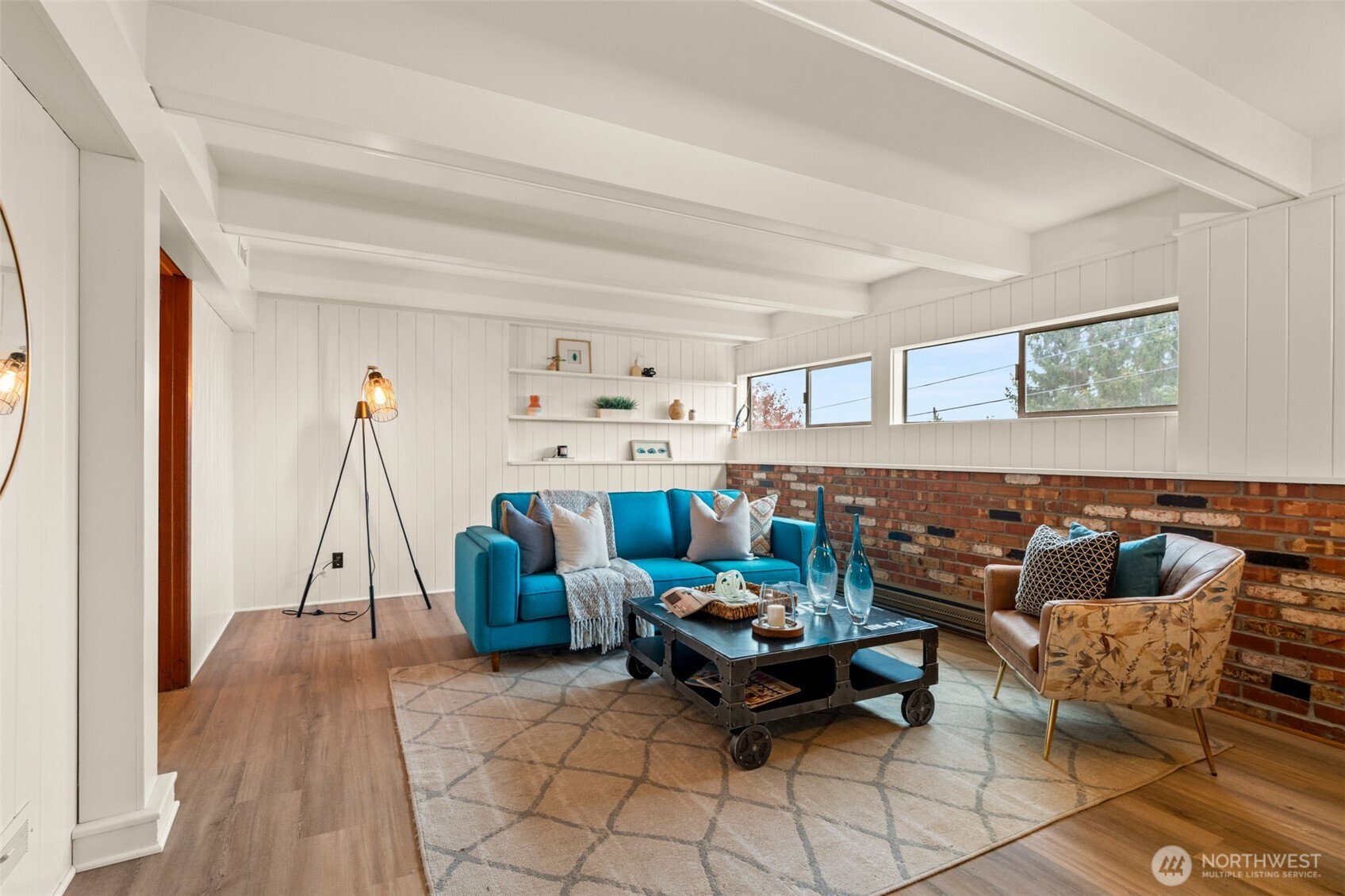 22039 98th Place West Edmonds, WA 98020 - Photo 21 of 32 a living room with furniture and a wooden floor