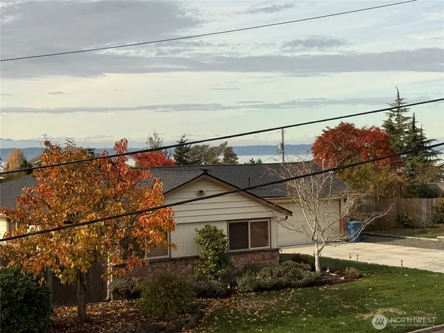 $1,089,000 | 22039 98th Place West, Edmonds, WA 98020