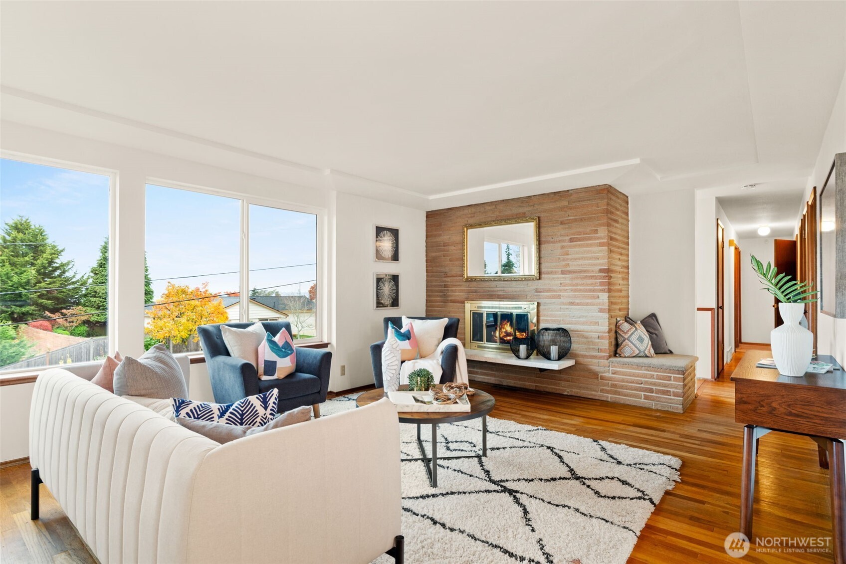 22039 98th Place West Edmonds, WA 98020 - Photo 5 of 32 a living room with furniture and a large window