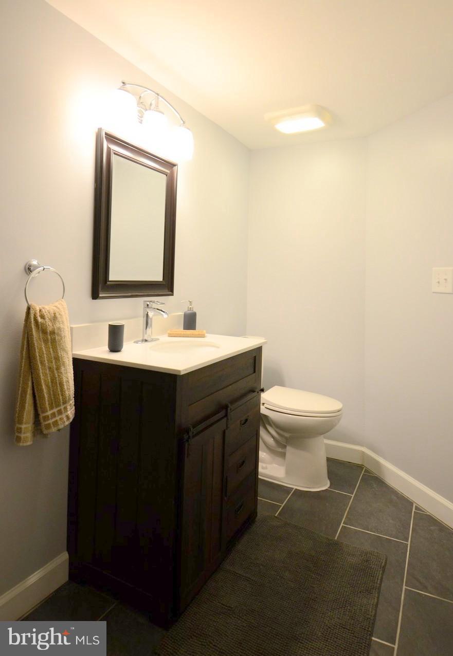 5540 Channing Road Baltimore, MD 21229 - Photo 28 of 30 Bath