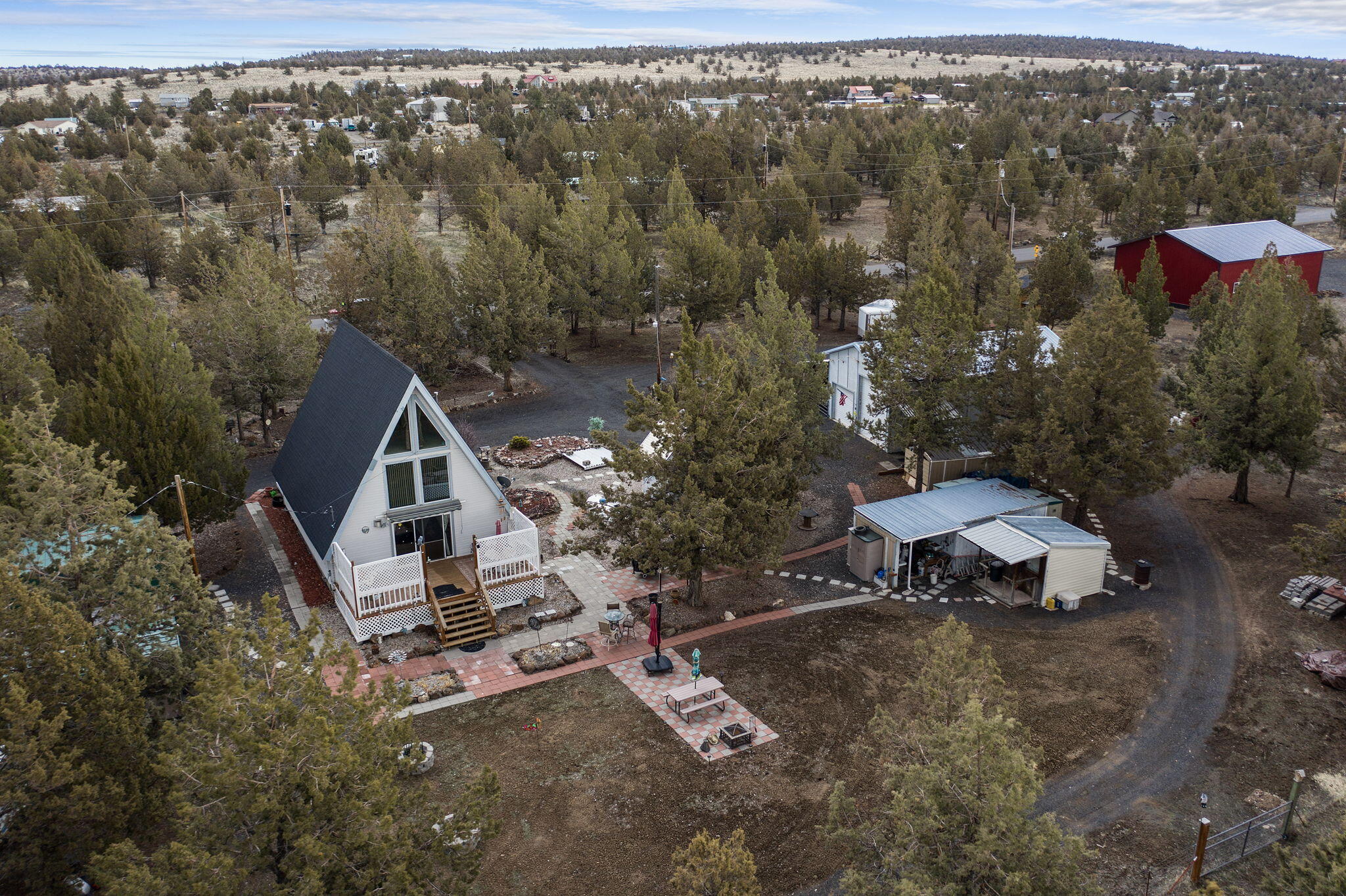 15051 Southeast Cayuse Road Prineville, OR 97754 - Photo 3 of 56 2023_04_10_15051_se_cayuse_rd_pv-drone-2