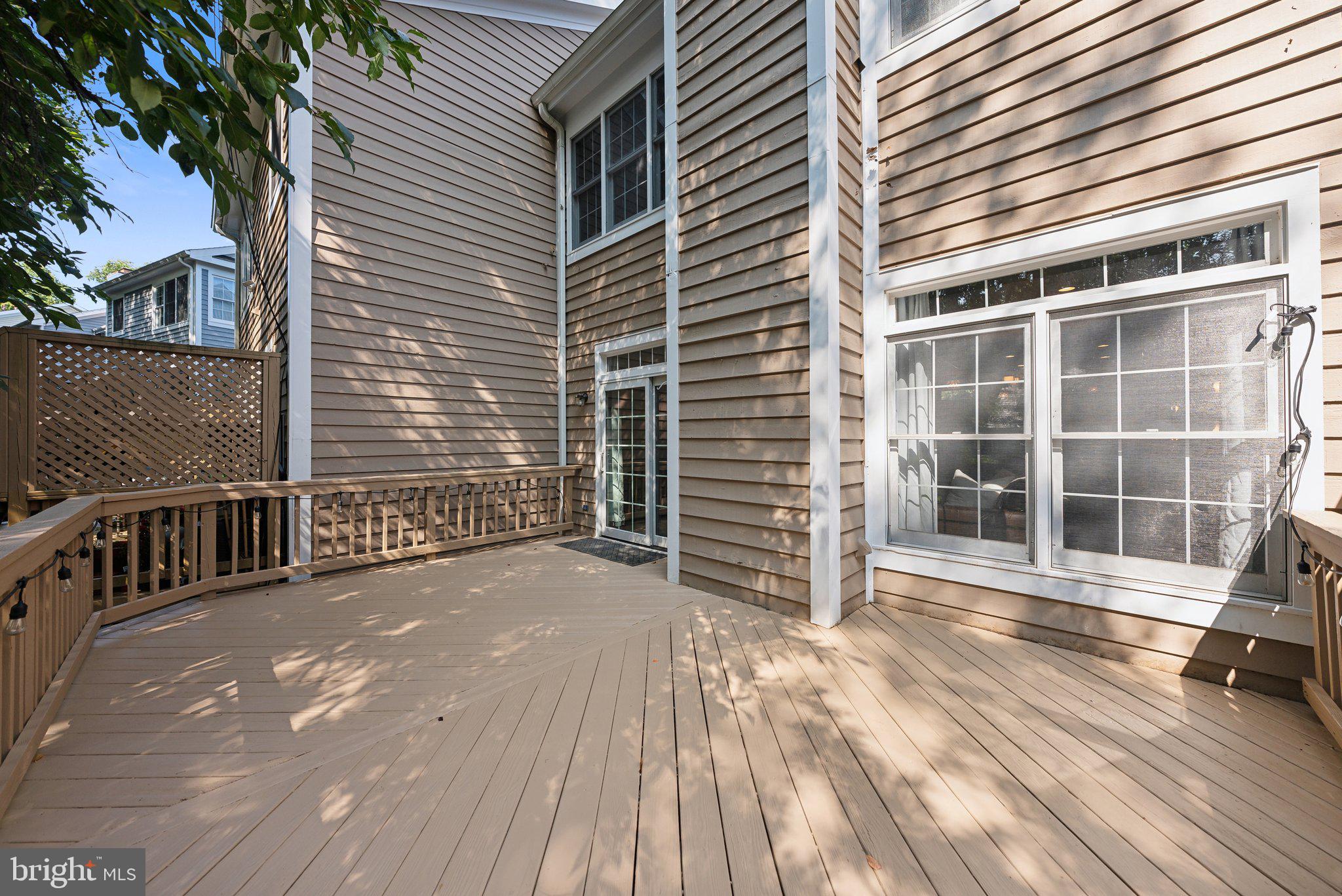 1239 Woodbrook Court Reston, VA 20194 - Photo 29 of 43