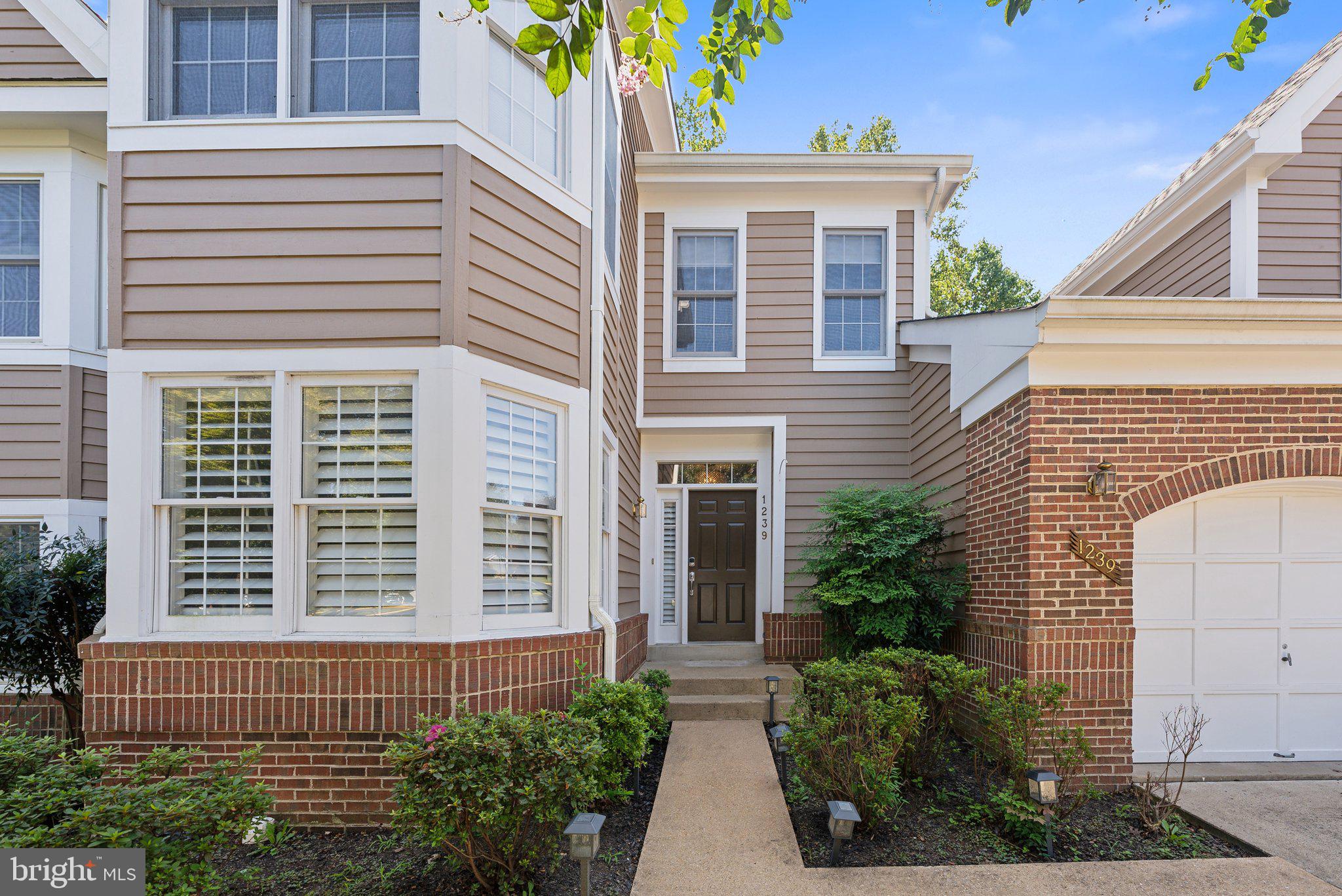 1239 Woodbrook Court Reston, VA 20194 - Photo 38 of 43