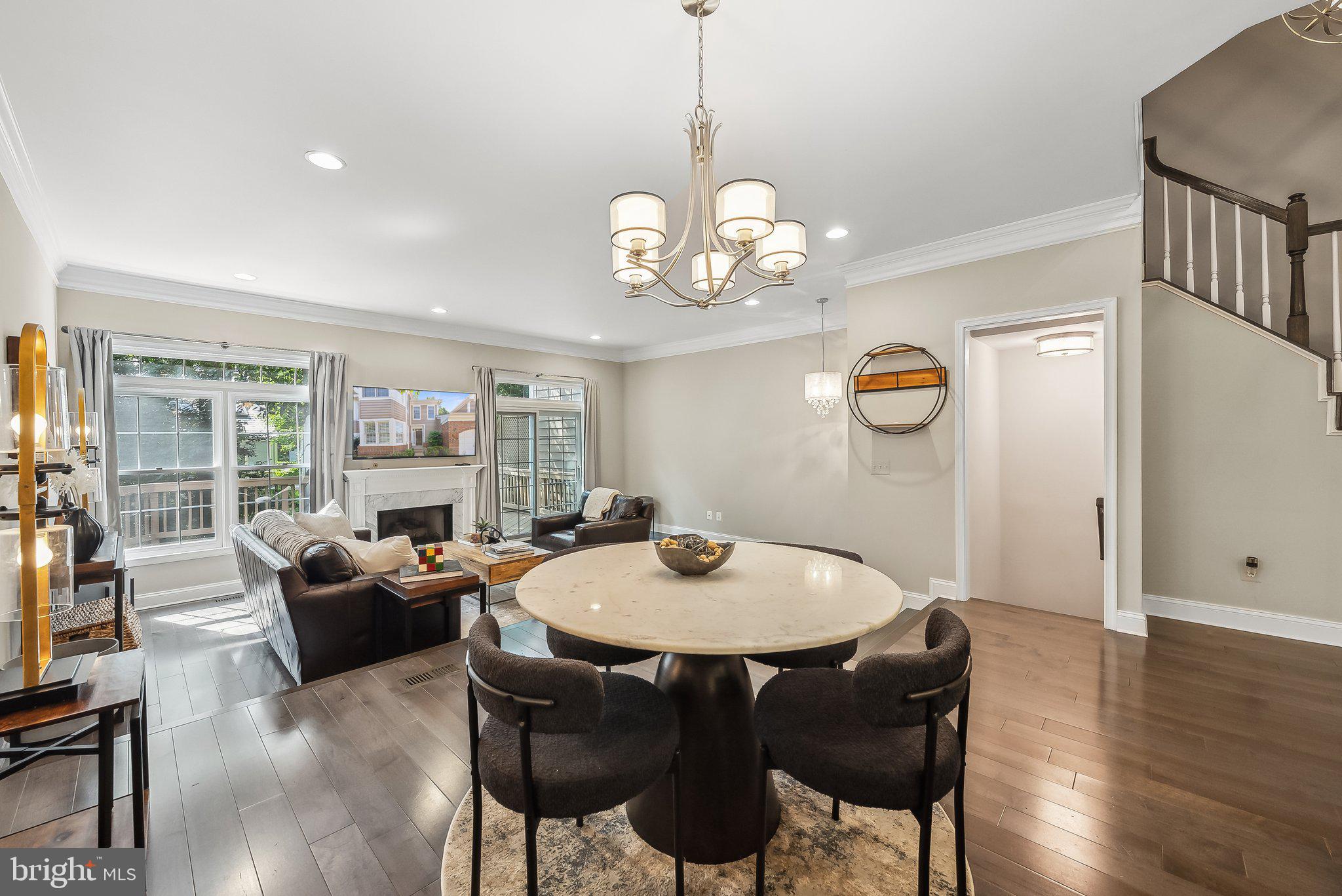 1239 Woodbrook Court Reston, VA 20194 - Photo 6 of 43