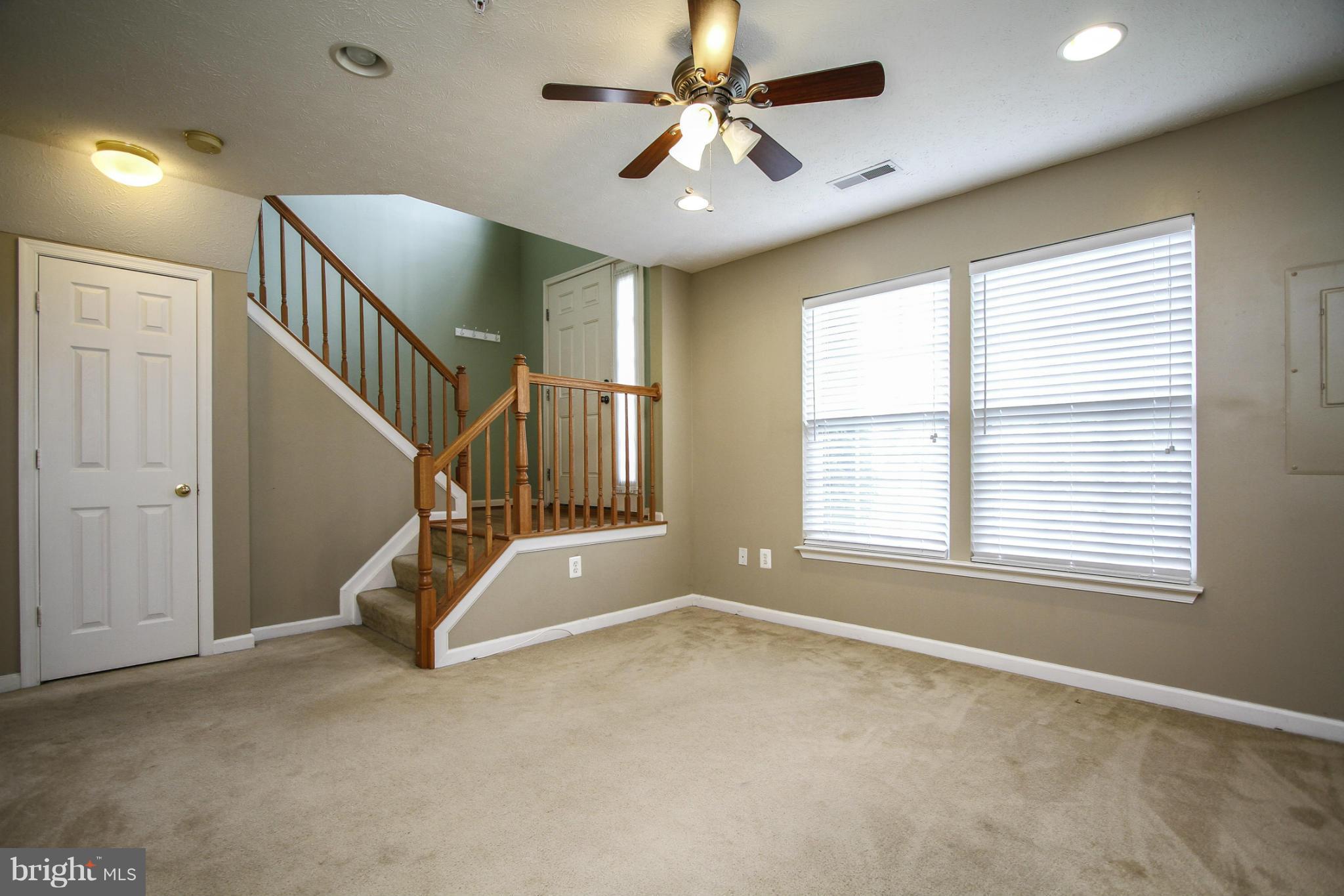 5027 Kemsley Road Baltimore, MD 21237 - Photo 13 of 30 Family Room