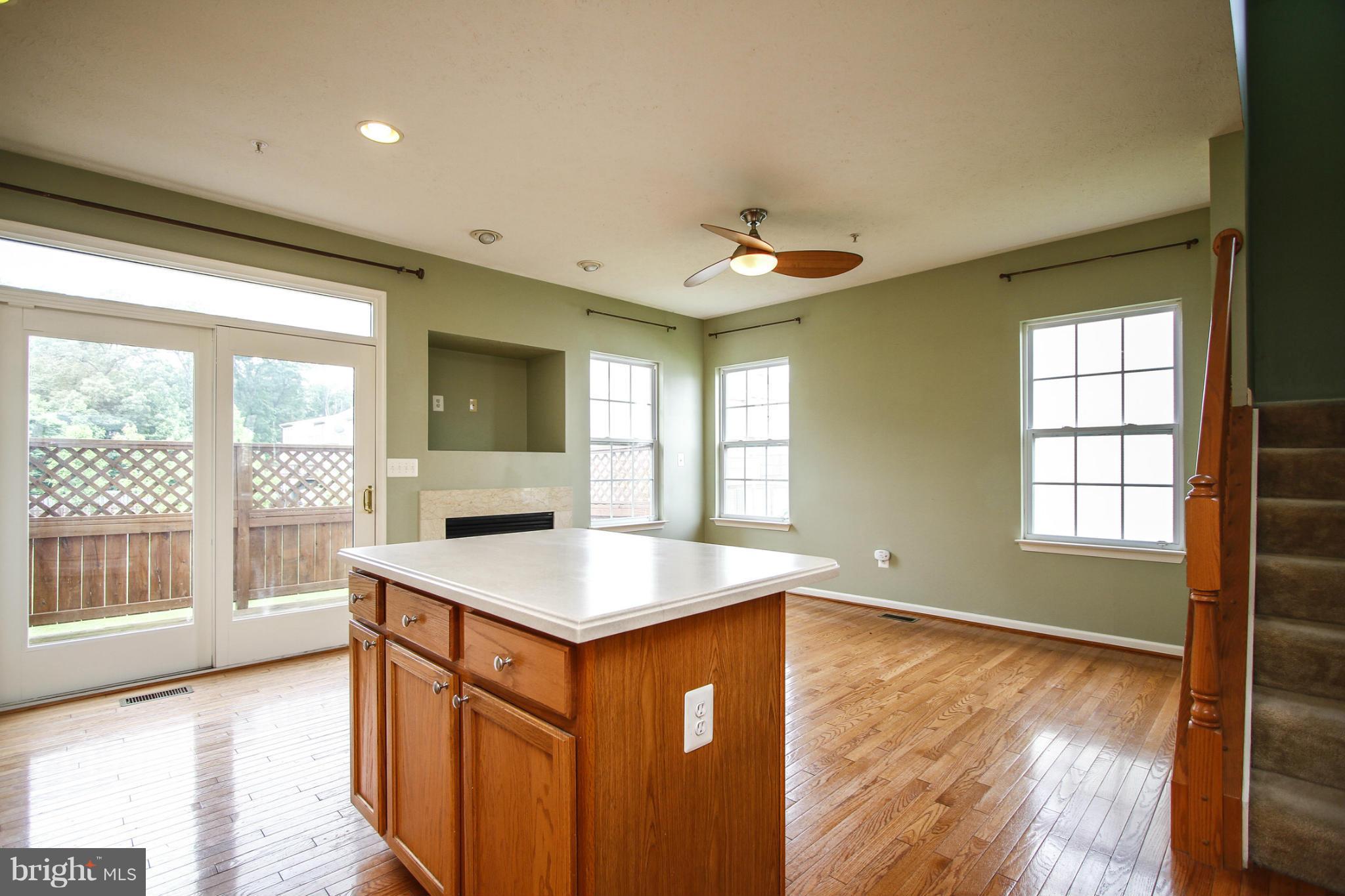 5027 Kemsley Road Baltimore, MD 21237 - Photo 4 of 30 Kitchen
