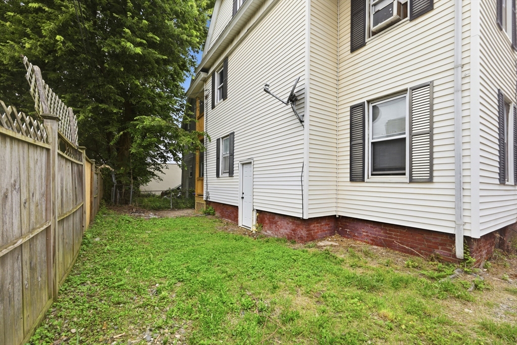 19-21 Rutledge Avenue Springfield, MA 01105 - Photo 33 of 34 Gallery Image 33