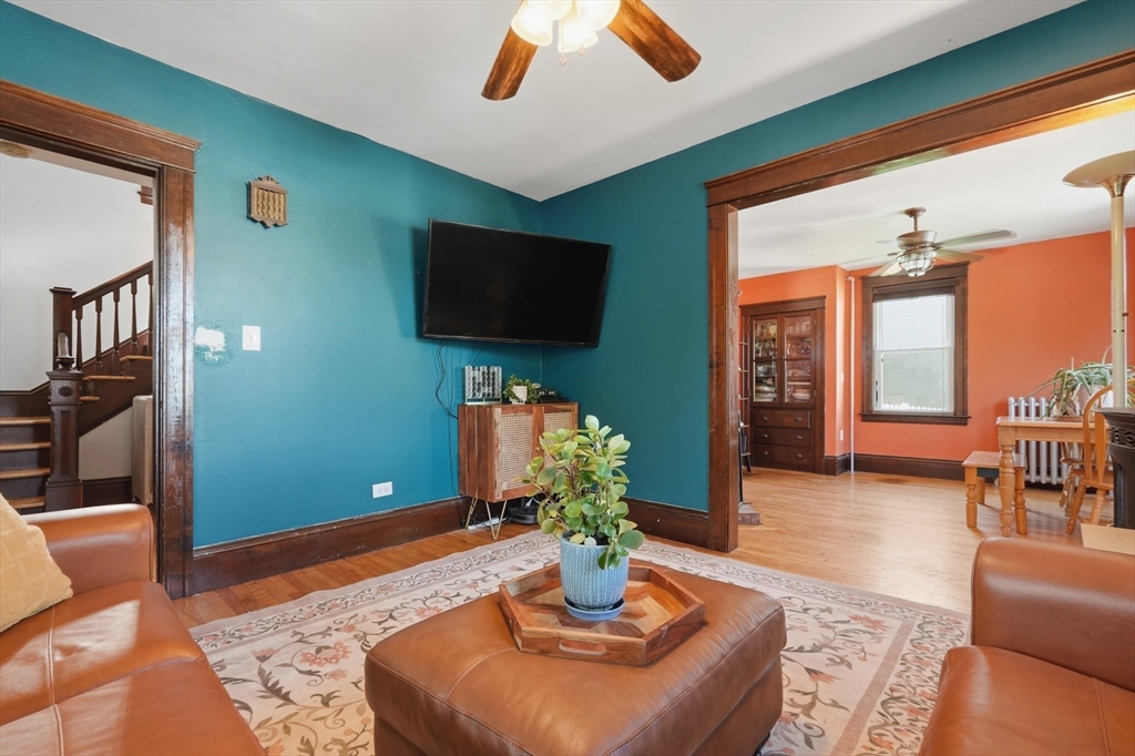 22 Merrill Road Worcester, MA 01606 - Photo 8 of 40