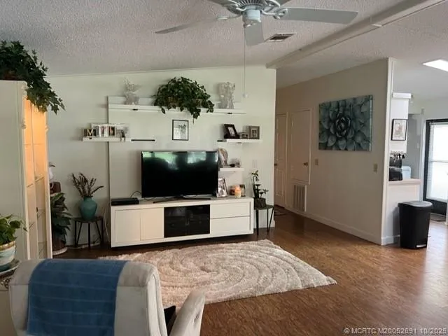 $77,000 | 6201 Holly Lane, Lantana, FL 33462