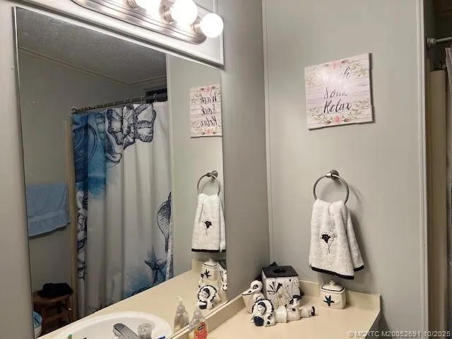 $77,000 | 6201 Holly Lane, Lantana, FL 33462