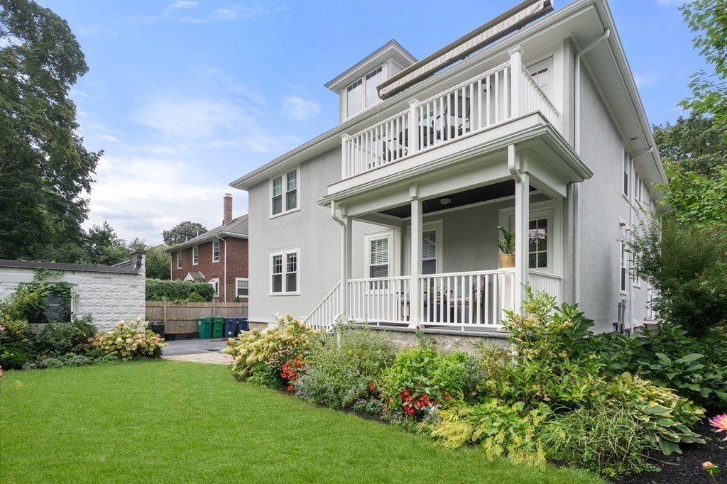 98 Manet Road, Unit 1 Newton, MA 02467 - Photo 33 of 39 Gallery Image 33