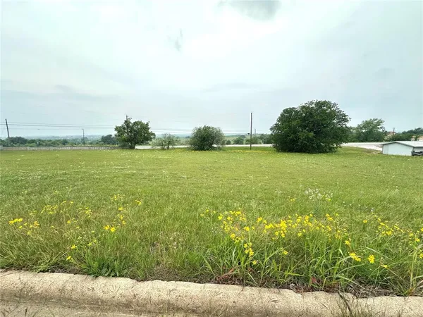 $24,900 | 1203 Haven Drive, Comanche, TX 76442