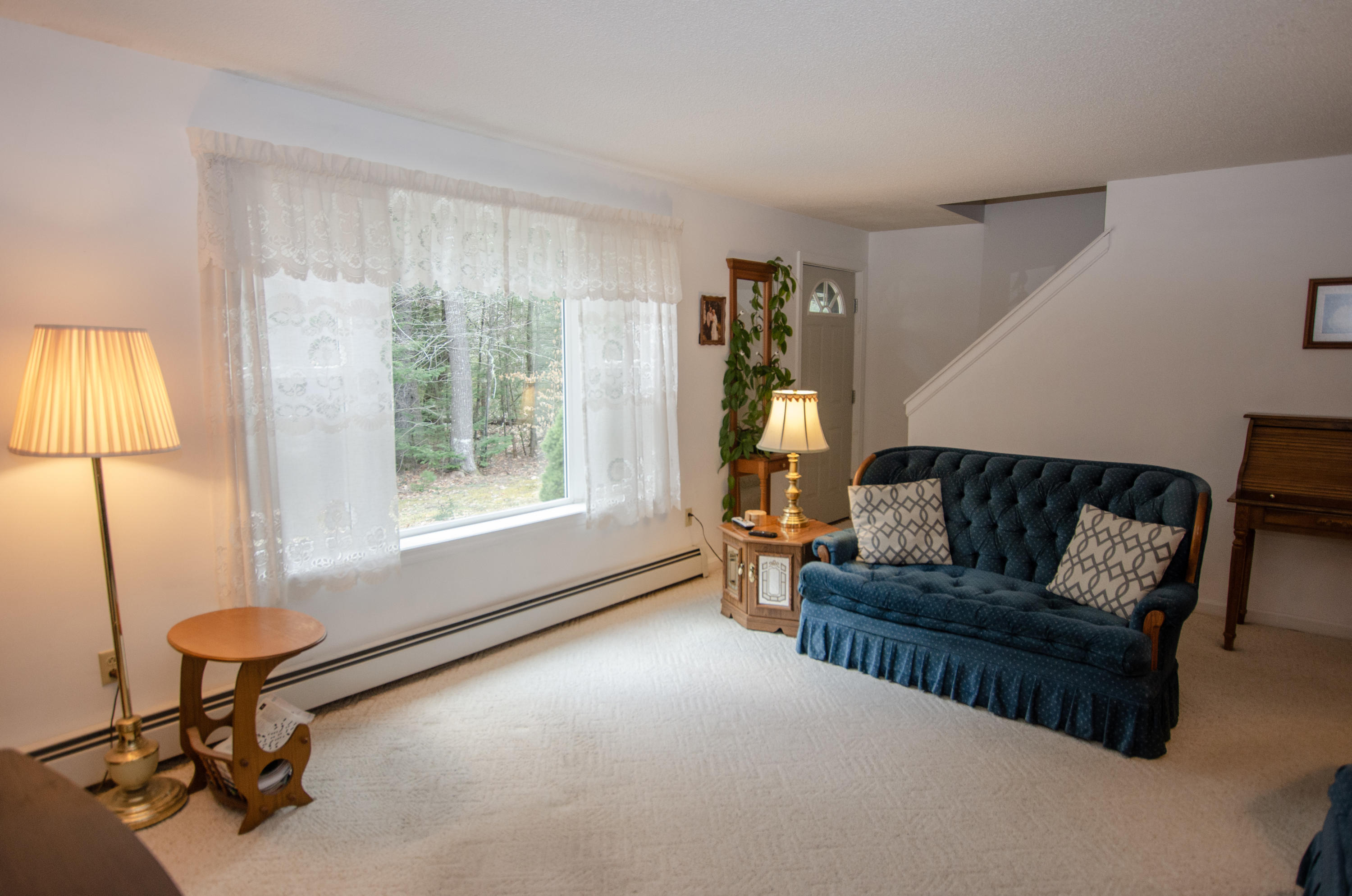 56 Scotts Neck Road Holden, ME 04429 - Photo 4 of 27 Living Room