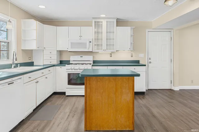 $364,900 | 1709 North Black Oak Court, Lafayette, IN 47905