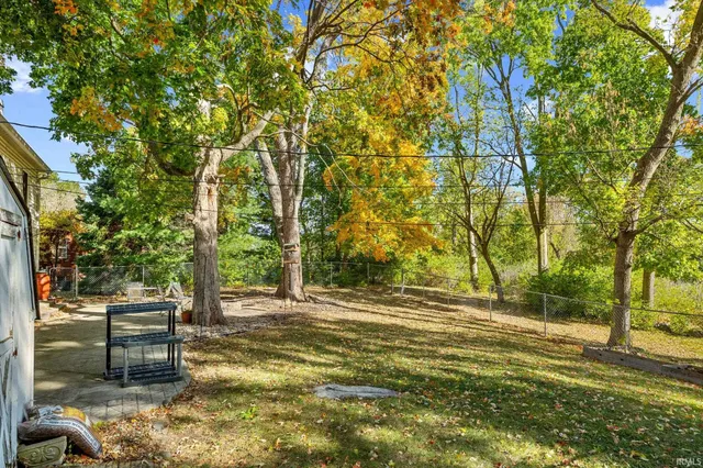 $364,900 | 1709 North Black Oak Court, Lafayette, IN 47905