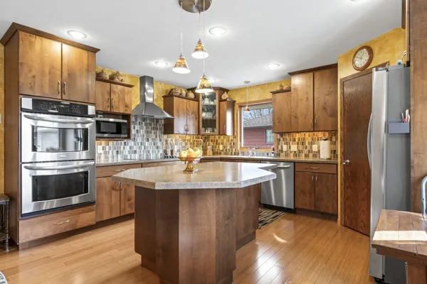 $339,900 | 1906 7th Avenue Southeast, Austin, MN 55912