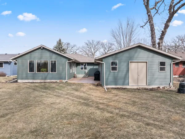 $339,900 | 1906 7th Avenue Southeast, Austin, MN 55912