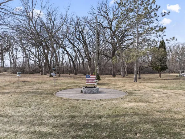 $339,900 | 1906 7th Avenue Southeast, Austin, MN 55912