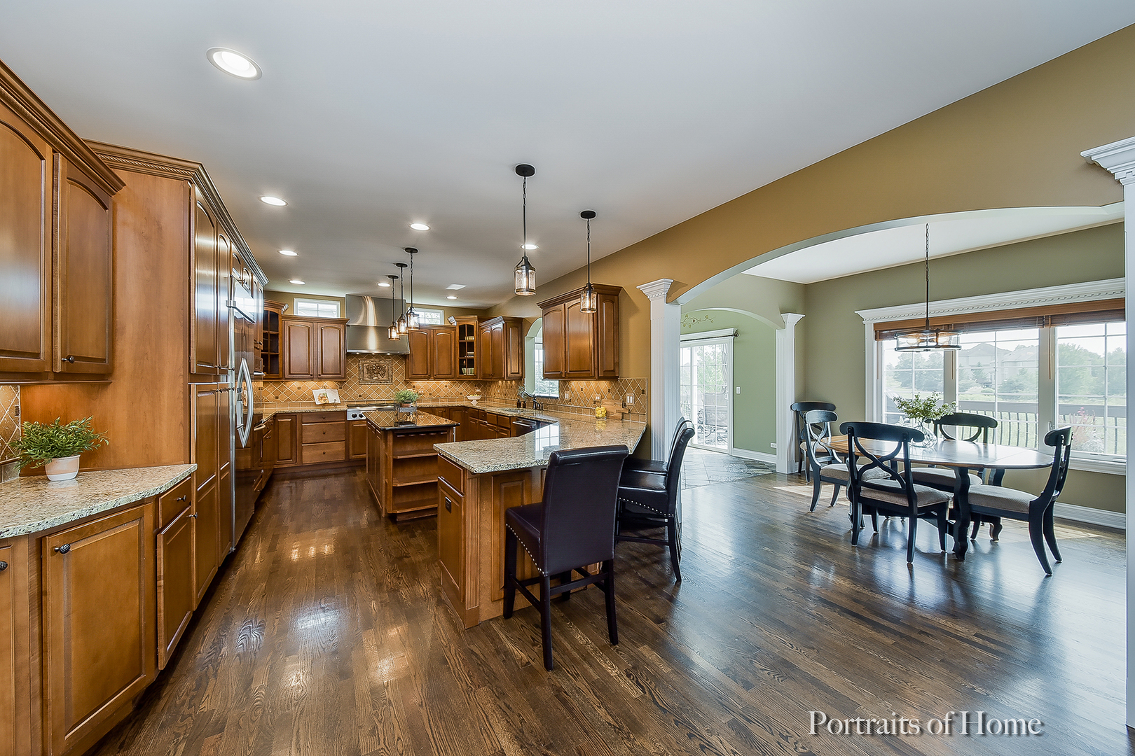 2814 Hapner Way Batavia, IL 60510 - Photo 6 of 44