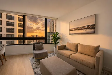 $469,900 | 225 North Miami Avenue, Unit 2002, Miami, FL 33128