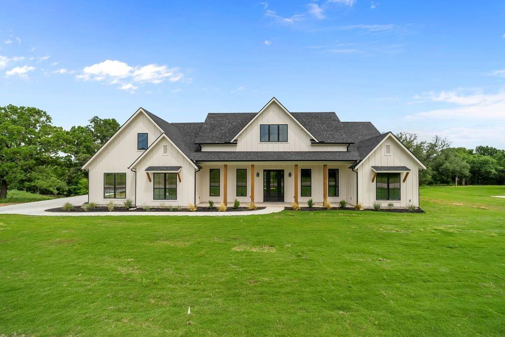 223 Gopher Road Weatherford, TX 76088 - Photo 1 of 40